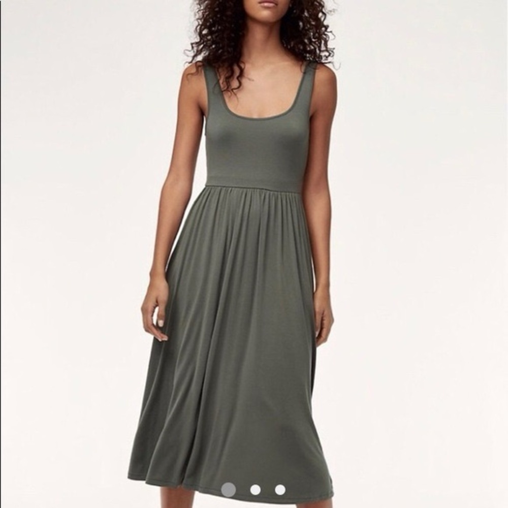 Wilfred Dark Green Maxi Dress M Aritzia